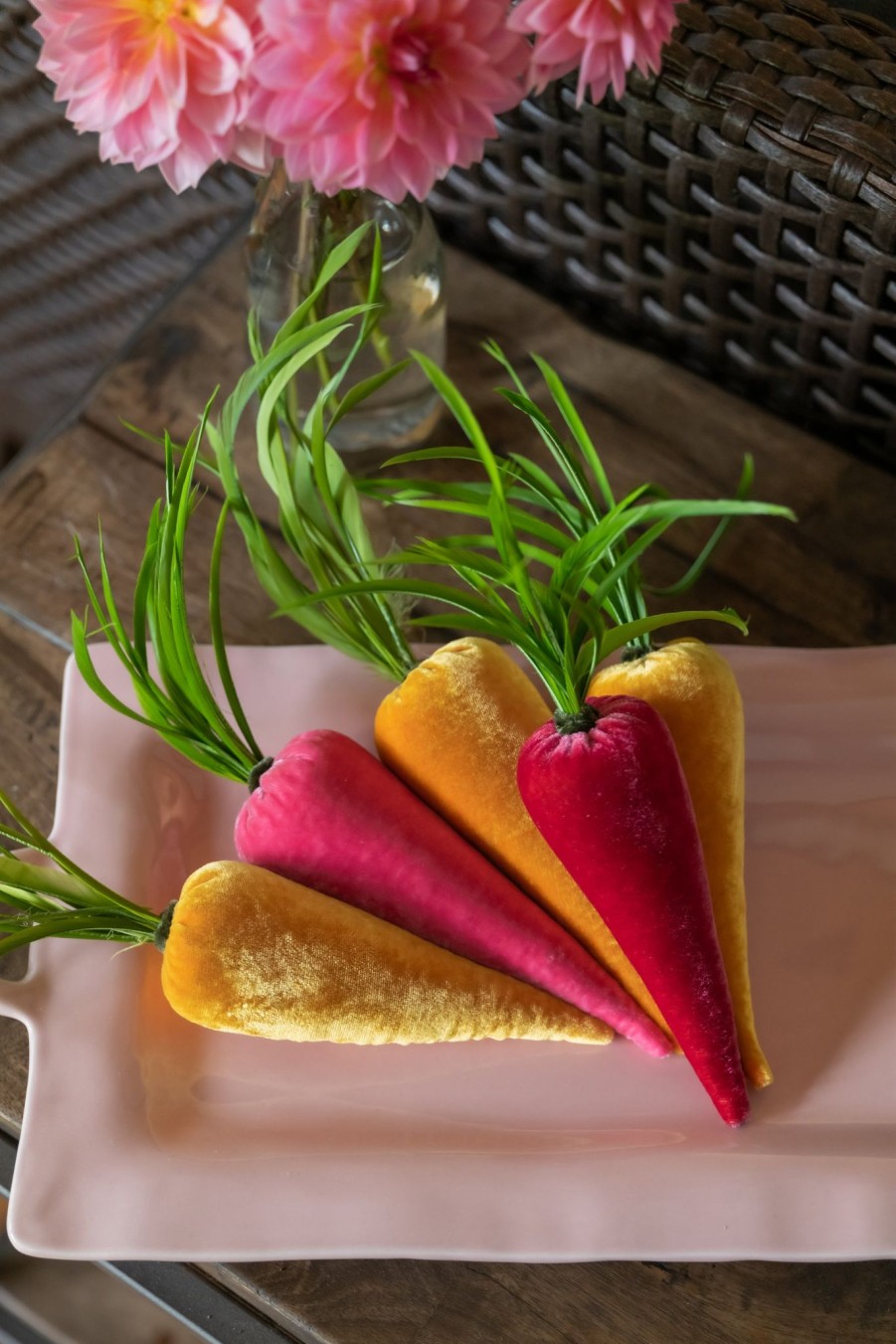 Products Hot Skwash | Sweet Spring Carrots